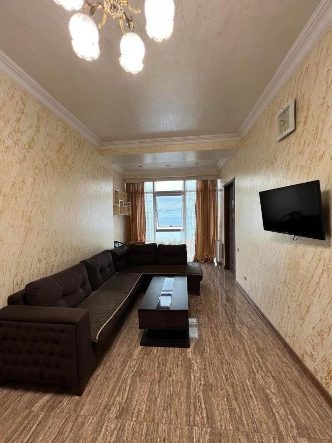 Apartment On Khimshiashvili 1 Μπατούμι Εξωτερικό φωτογραφία